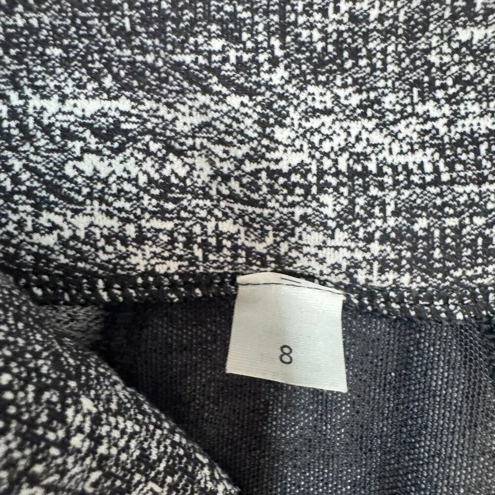 Like New Lululemon Define Jacket – Size 8, Black/White Space Dye Print